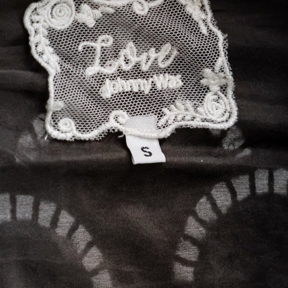 Johnny Was Embroidered Grey Velvet Coat - Picture 4 of 9